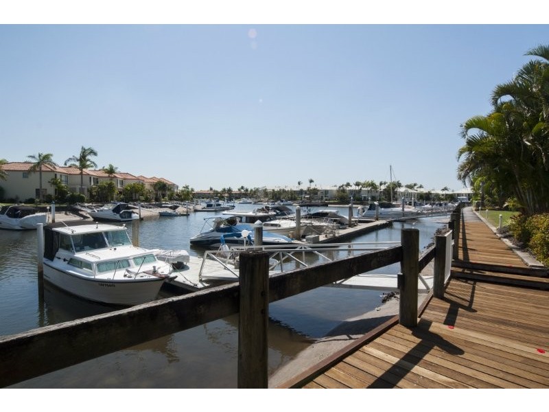 15/75 Morala Avenue, Runaway Bay QLD 4216