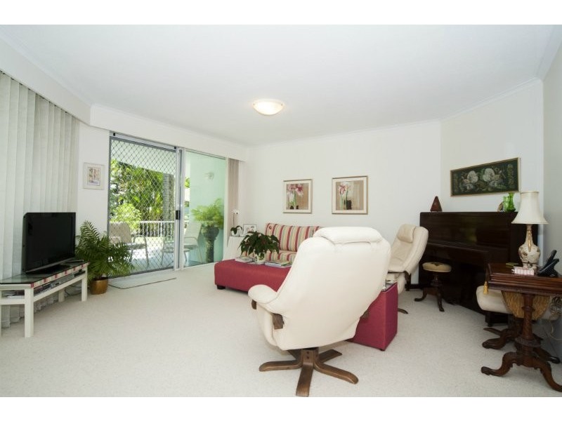 15/75 Morala Avenue, Runaway Bay QLD 4216