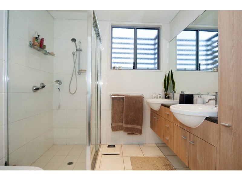 7/181 Lae Drive, Coombabah QLD 4216