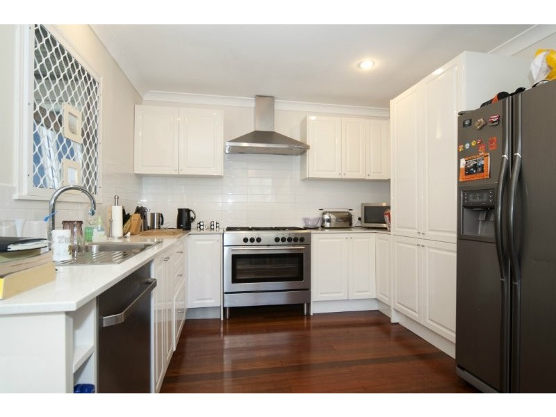 49 Ashbourne Terrace, Biggera Waters QLD 4216