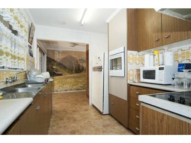 2 Helena Street, Biggera Waters QLD 4216