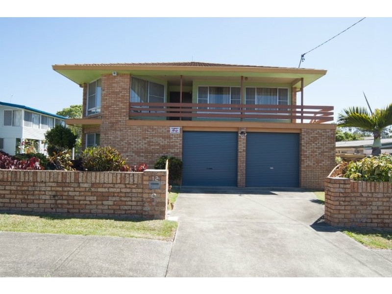 12 Waratah Avenue, Biggera Waters QLD 4216