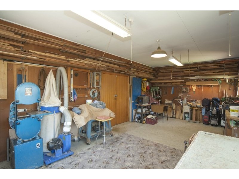 12 Waratah Avenue, Biggera Waters QLD 4216