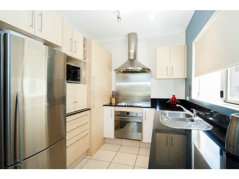 1/22 Back Street, Biggera Waters QLD 4216