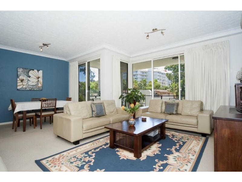 1/22 Back Street, Biggera Waters QLD 4216