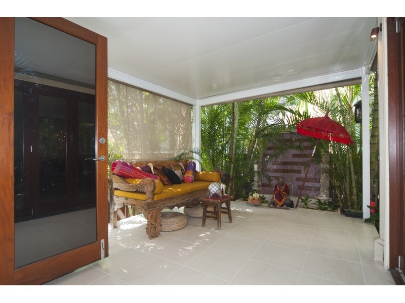 1/7 Broadwater Street, Runaway Bay QLD 4216