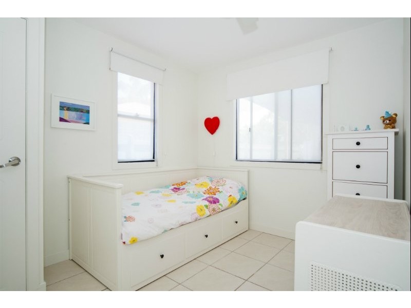 20 Mungera Street, Biggera Waters QLD 4216