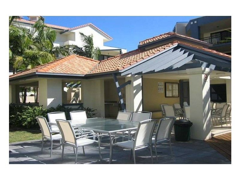 6/23 Bath Street, Labrador QLD 4215