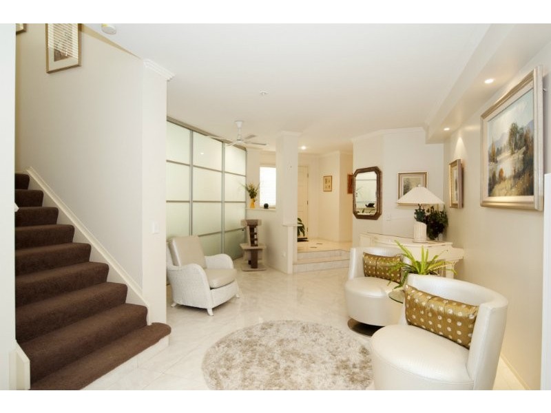 22/87-101 Morala Avenue, Runaway Bay QLD 4216