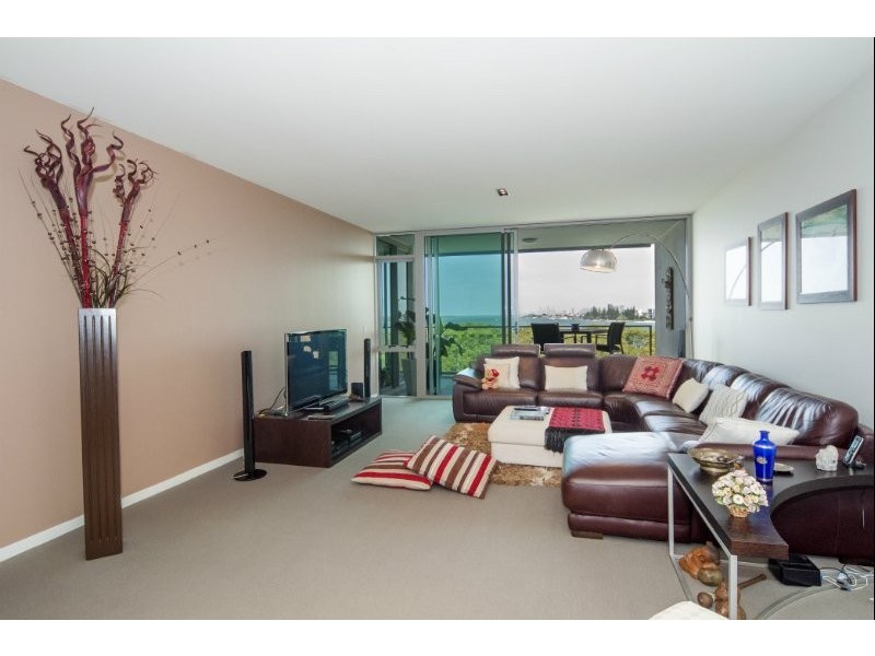 30402 Ephraim Island, Paradise Point QLD 4216
