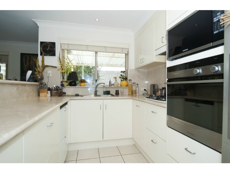 10 Siena Place, Coombabah QLD 4216