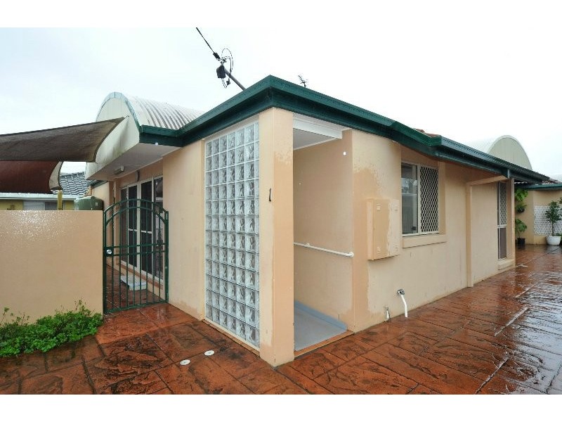 1/193 Bayview Street, Runaway Bay QLD 4216