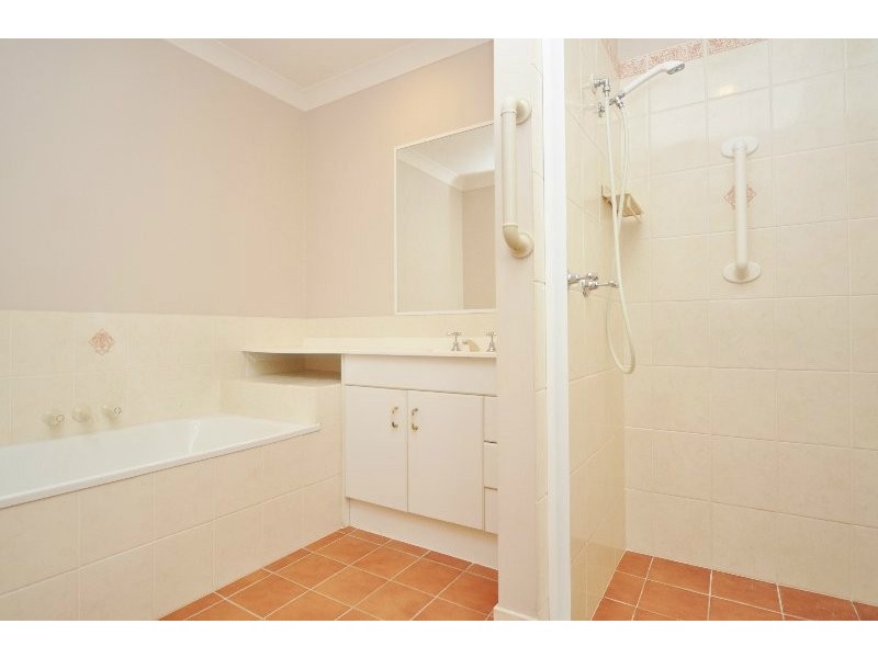 1/193 Bayview Street, Runaway Bay QLD 4216