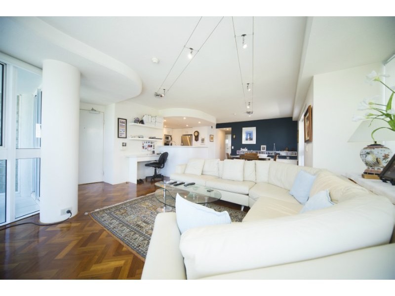 6/204 Marine Parade, Labrador QLD 4215