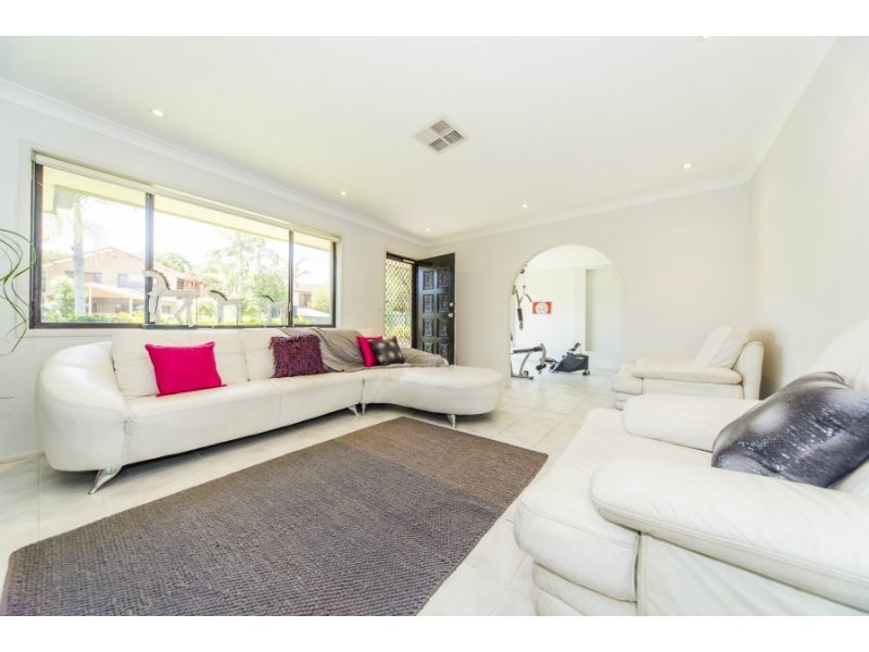 12 Nimrud Street, Southport QLD 4215