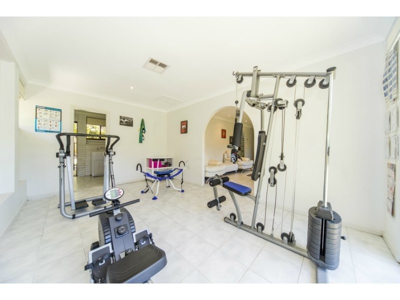 12 Nimrud Street, Southport QLD 4215