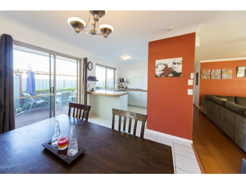 2/14 Sanctuary Court, Coombabah QLD 4216