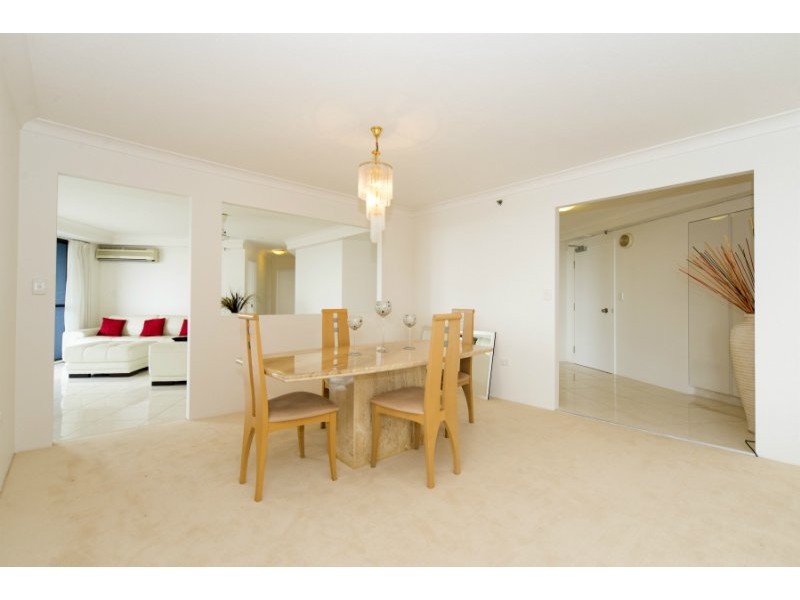 17/21 Bayview Street, Runaway Bay QLD 4216