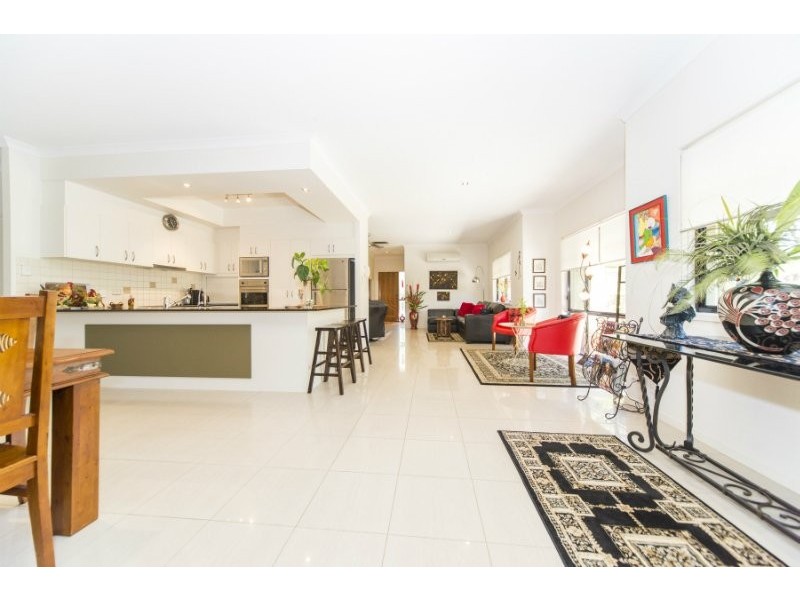 1/445 Pine Ridge Road, Runaway Bay QLD 4216