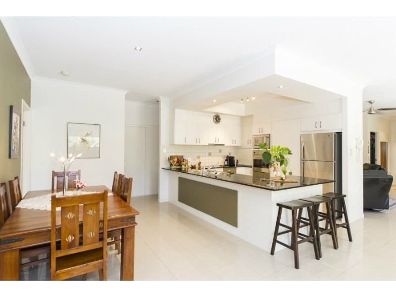 1/445 Pine Ridge Road, Runaway Bay QLD 4216