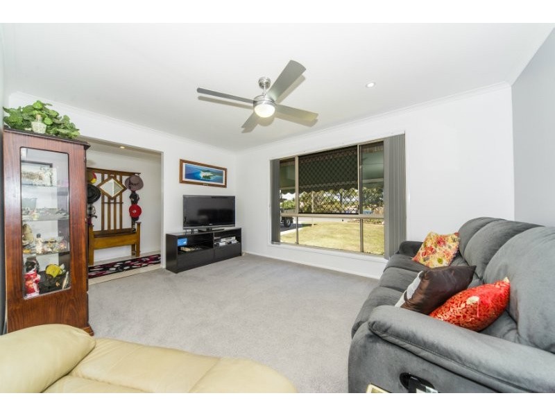 26 Ashburton Close, Arundel QLD 4214