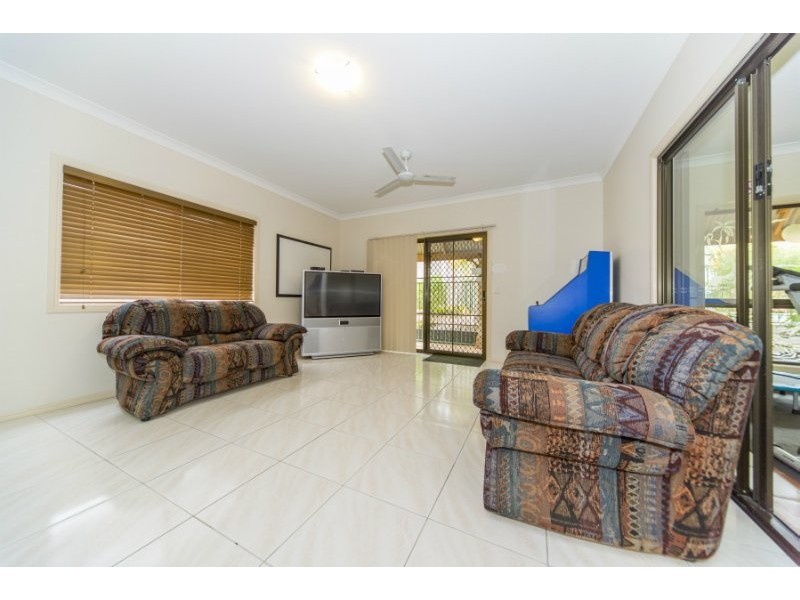 11/442 Pine Ridge Road, Coombabah QLD 4216