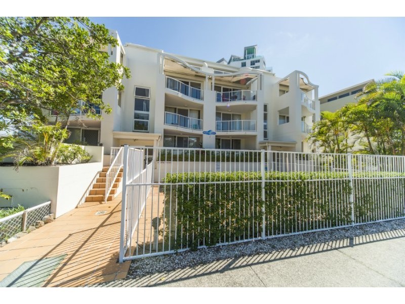 8/7 Whiting Street, Labrador QLD 4215