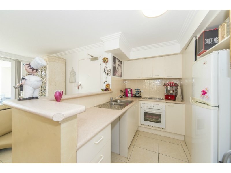 8/7 Whiting Street, Labrador QLD 4215