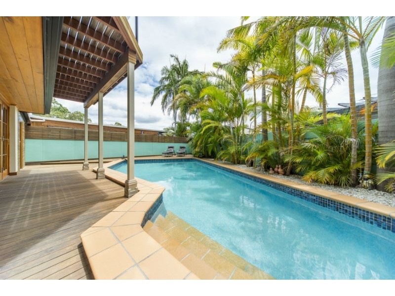 3 Amaroo Street, Biggera Waters QLD 4216