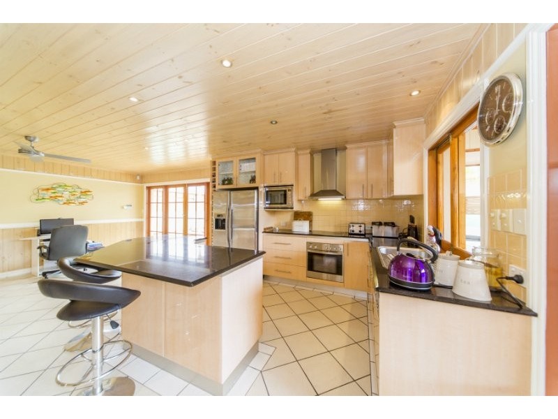 3 Amaroo Street, Biggera Waters QLD 4216