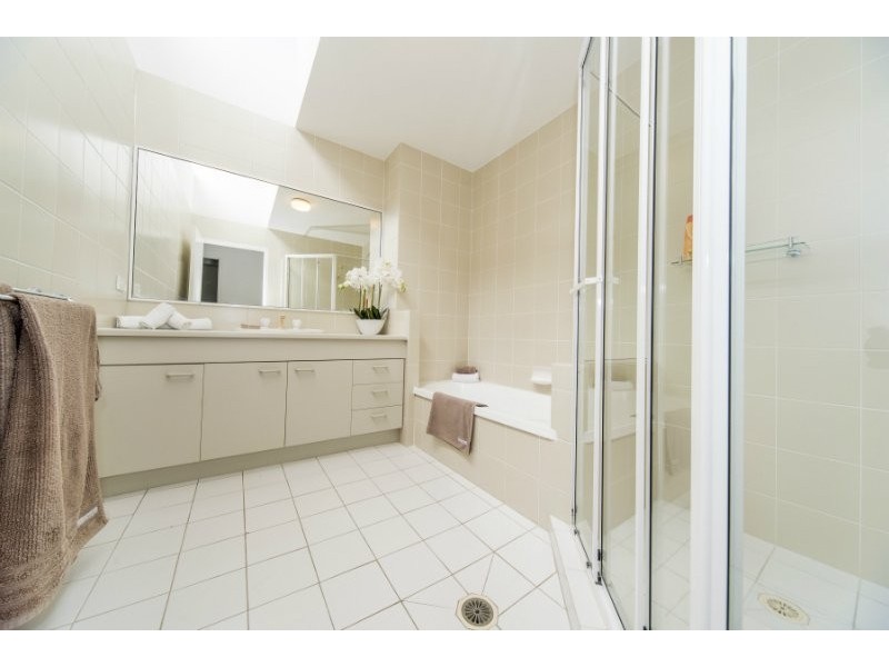 24/75 Morala Avenue, Runaway Bay QLD 4216