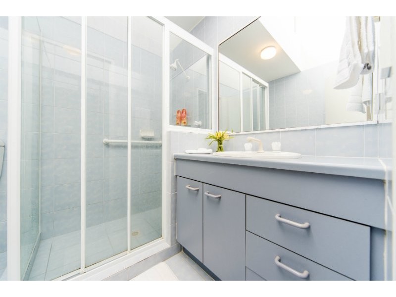 24/75 Morala Avenue, Runaway Bay QLD 4216