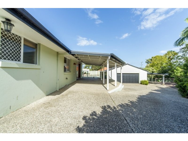 10 Dante Court, Arundel QLD 4214