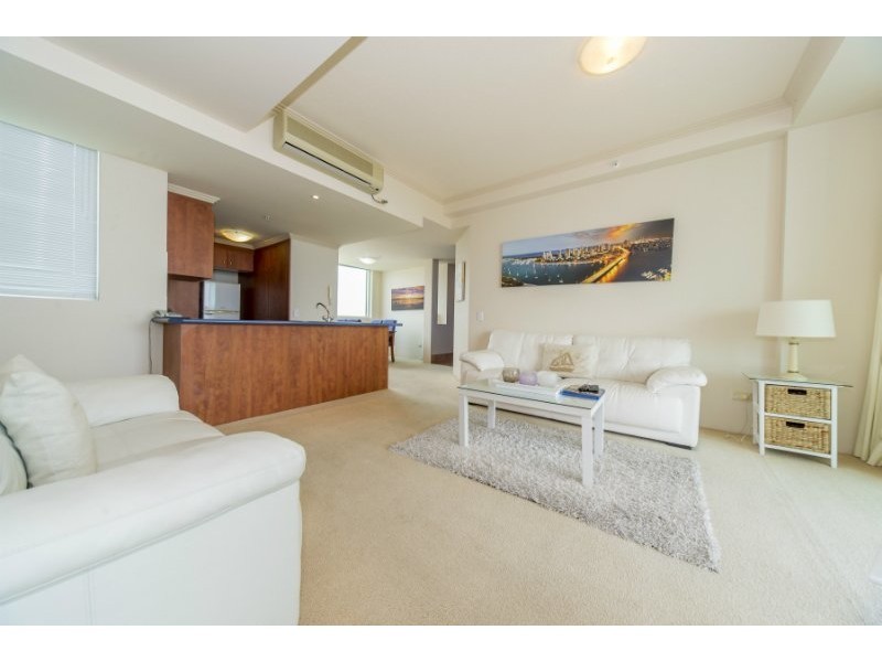 1110/182 Marine Parade, Labrador QLD 4215