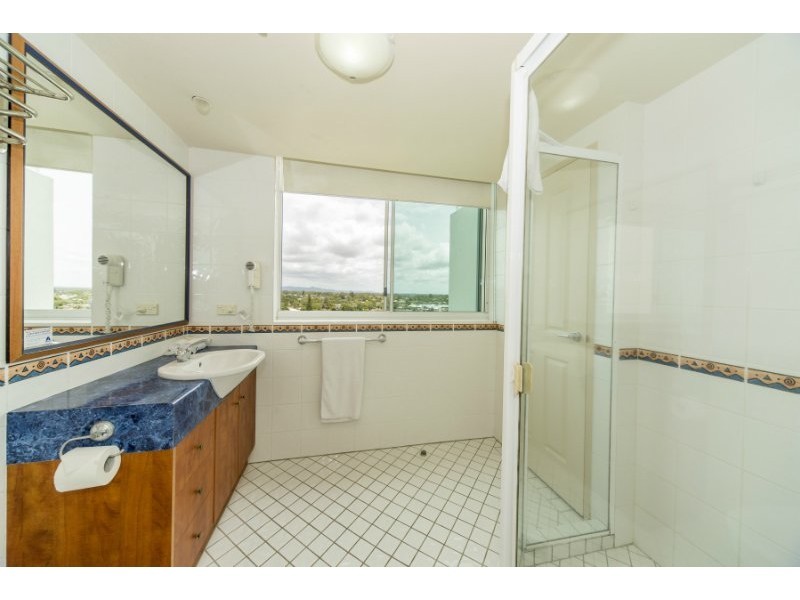 1110/182 Marine Parade, Labrador QLD 4215