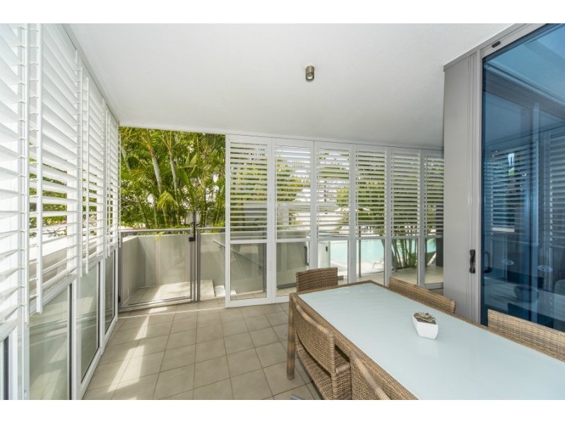 1002/438 Marine Parade, Biggera Waters QLD 4216