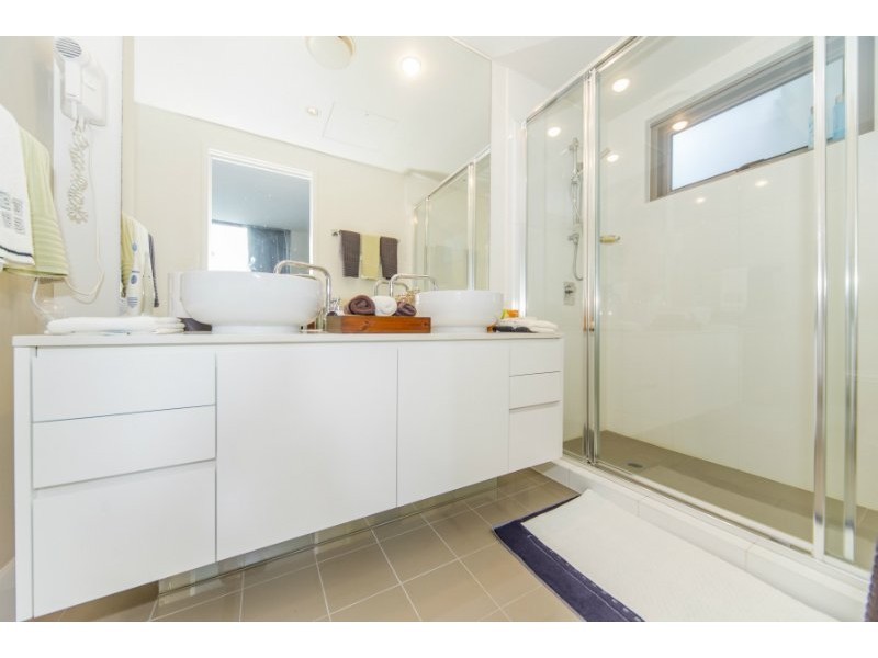 1002/438 Marine Parade, Biggera Waters QLD 4216