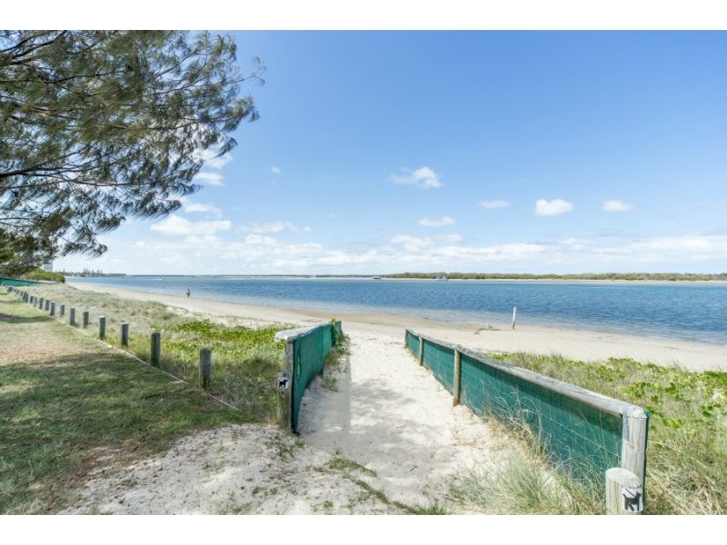1002/438 Marine Parade, Biggera Waters QLD 4216