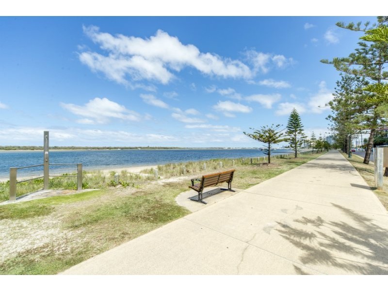1002/438 Marine Parade, Biggera Waters QLD 4216