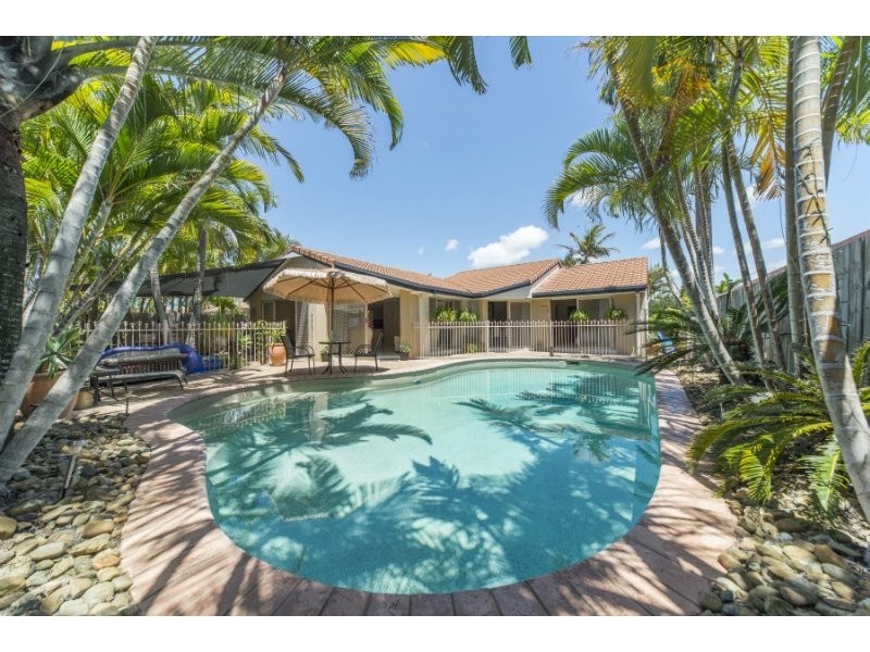 47 Anchorage Way, Runaway Bay QLD 4216