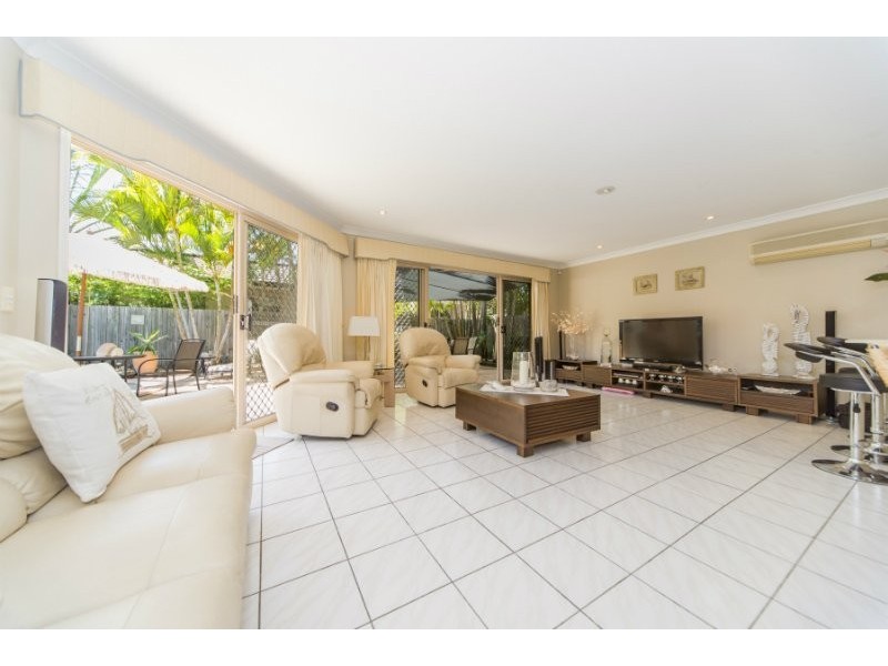 47 Anchorage Way, Runaway Bay QLD 4216