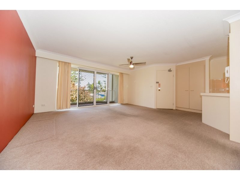 21/37 Bayview Street, Runaway Bay QLD 4216