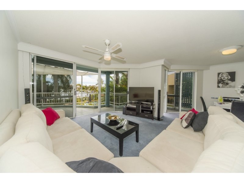 33/75 Morala Avenue, Runaway Bay QLD 4216