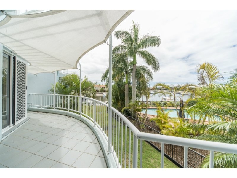 33/75 Morala Avenue, Runaway Bay QLD 4216