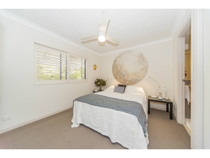 2/35 Loder Street, Biggera Waters QLD 4216
