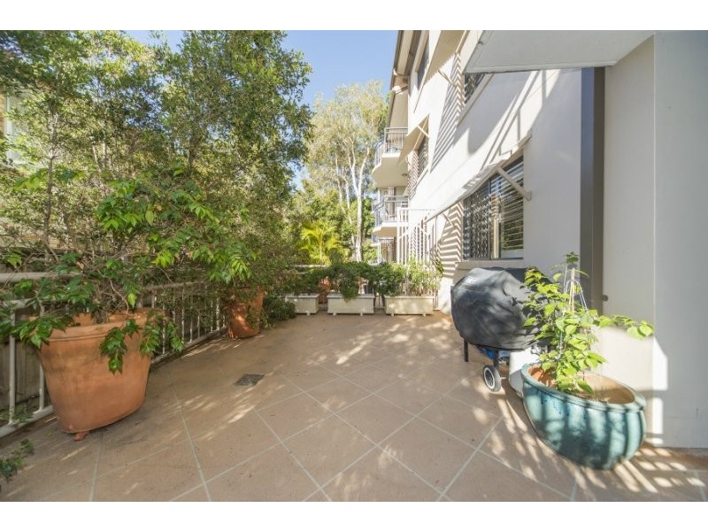 2/35 Loder Street, Biggera Waters QLD 4216
