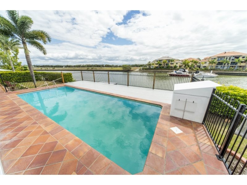 18 Grand Canal Way, Runaway Bay QLD 4216