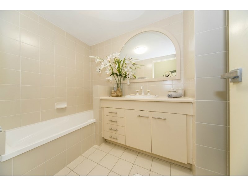 Runaway Bay QLD 4216