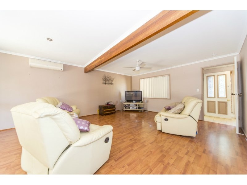 8 Burrendong Road, Coombabah QLD 4216