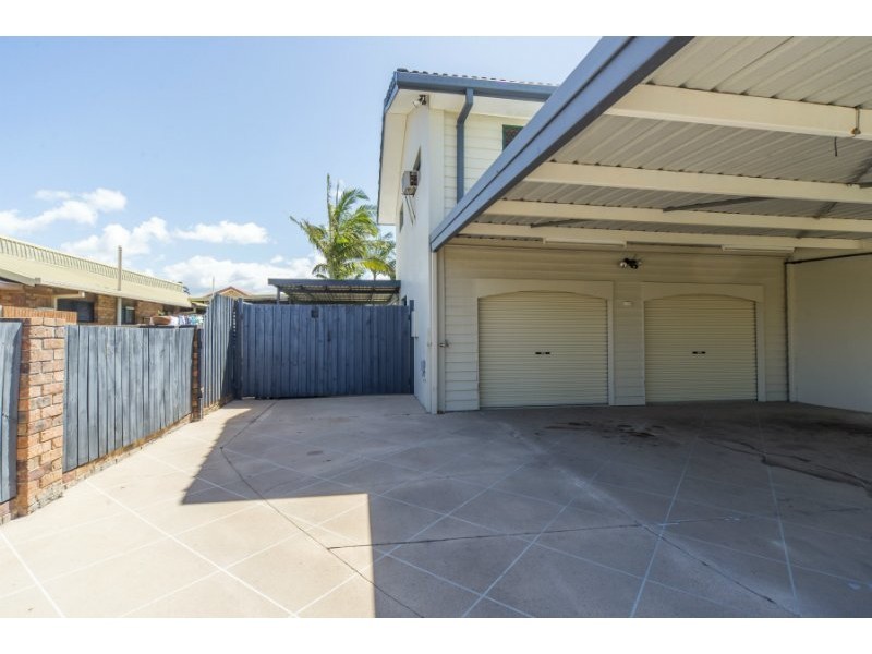 8 Burrendong Road, Coombabah QLD 4216